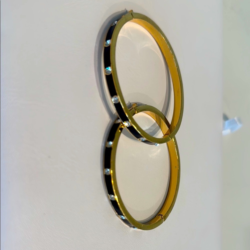 Kate spade bangle bracelets. - Picture 5 of 7
